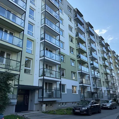 Predmestska Appartement *